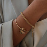 Brazalete charms mia golden
