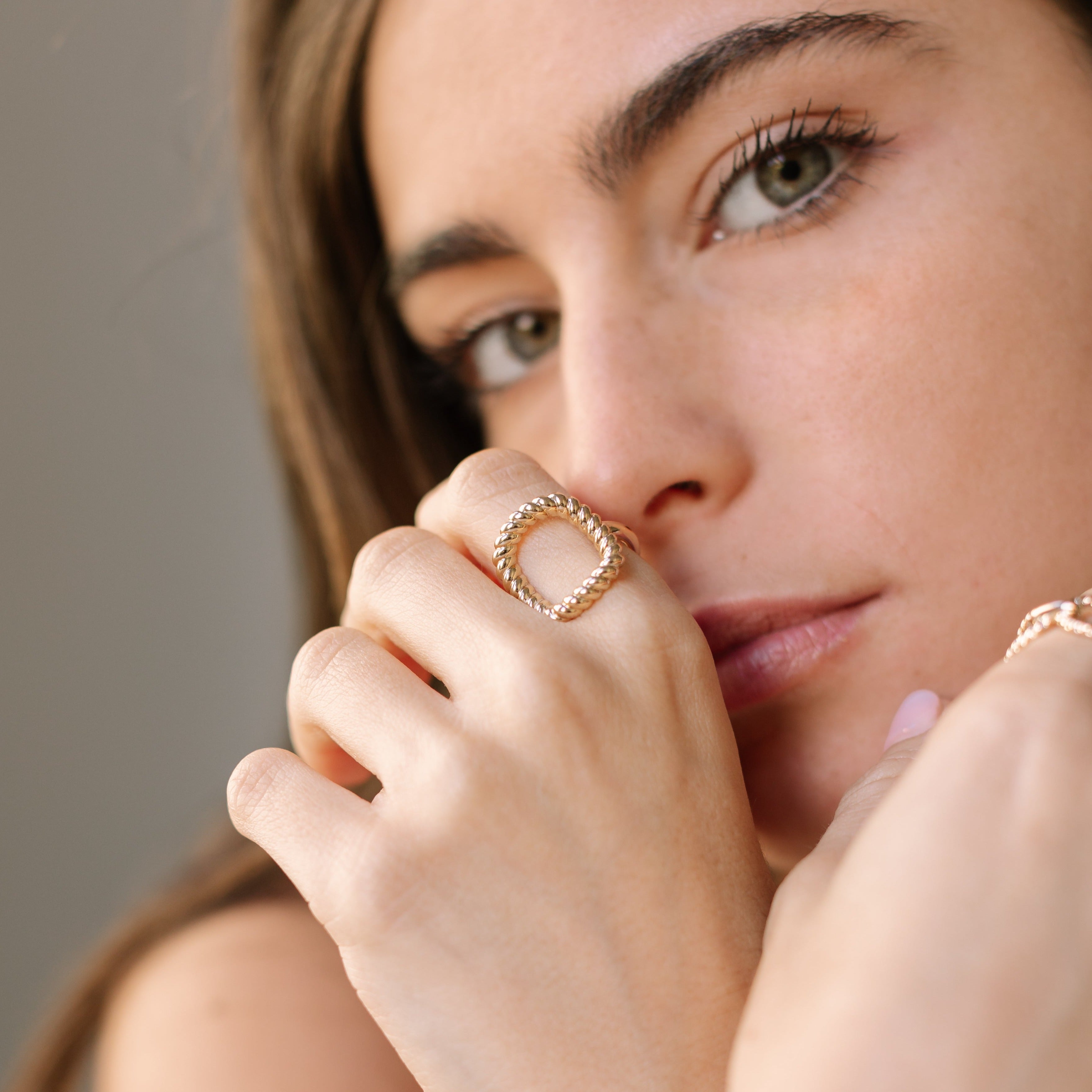 Anillo cubic best sale