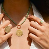 COLLAR LLEVANT